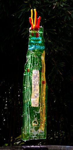 Link to "Wood Spirit" kiln formed glass totem.